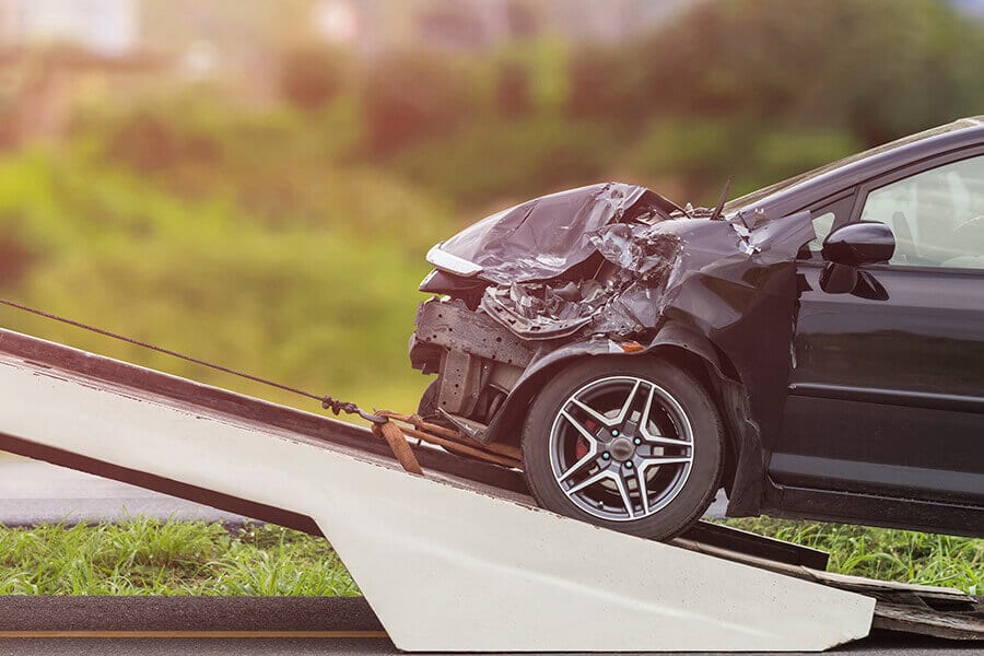 4 Technological Features That Impacts Auto Insurance Cost - Featured Image