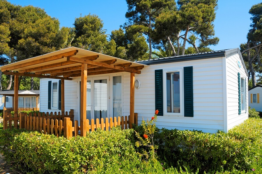 Facts You Need To Know About Mobile Home Insurance - Featured Image