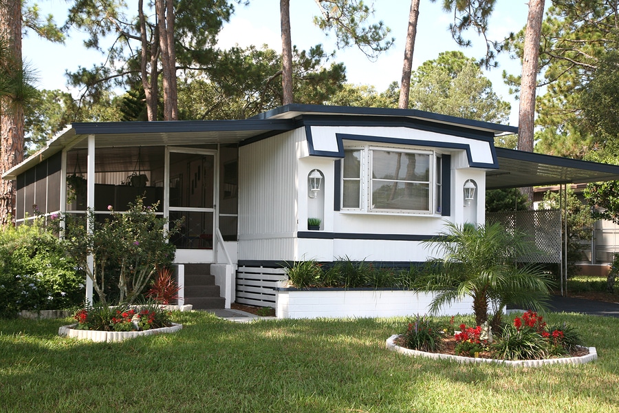 Mobile Home Maintenance Tips - Featured Image