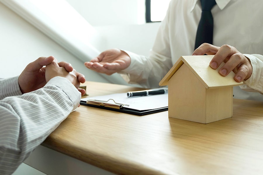 Home Insurance Needs: Guaranteed or Extended Replacement Cost Coverage 1 extended replacement cost